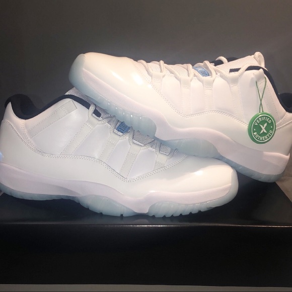 Jordan 11 Low Legend Blue